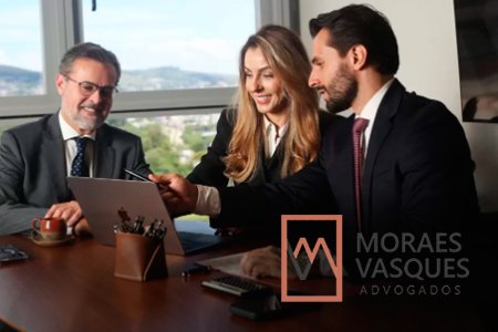 Moraes e Vasques Advogados Associados
