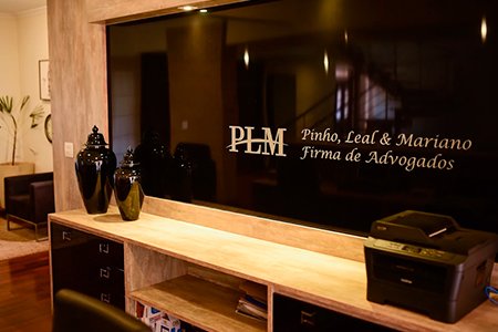 PLM Pinho, Leal & Mariano Firma de Advogados